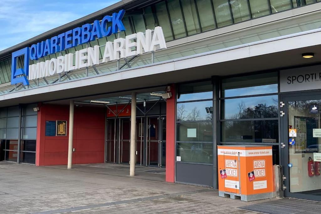 Chez Amis Arena