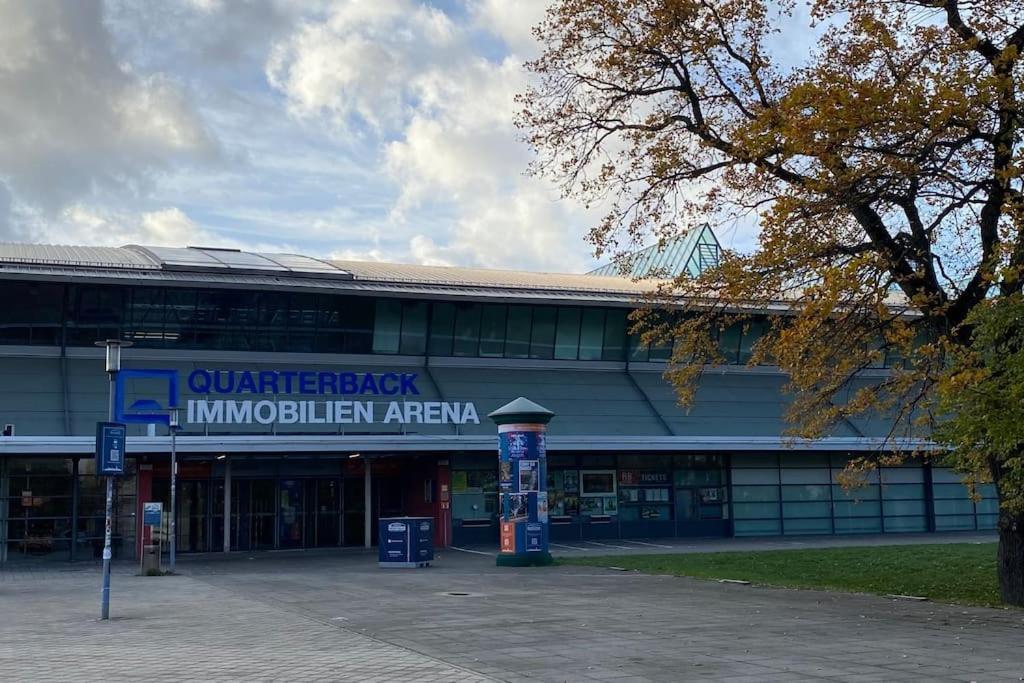 Chez Amis Arena