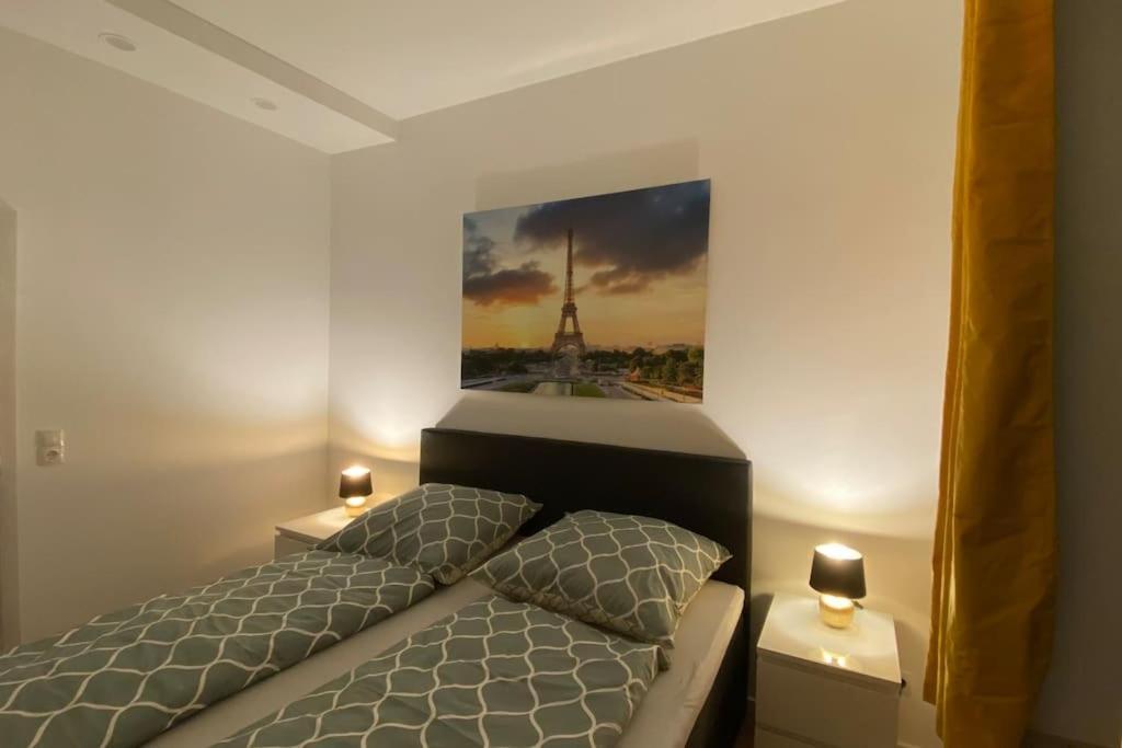 Chez Amis Arena Apartment